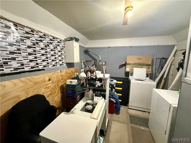 43 Lewis Street, Buffalo, NY 14206