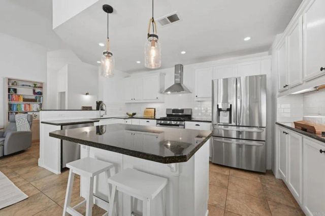 1701 Crystal Ridge Way, Vista, CA 92081