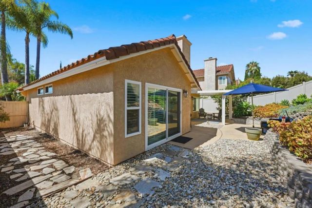 1701 Crystal Ridge Way, Vista, CA 92081
