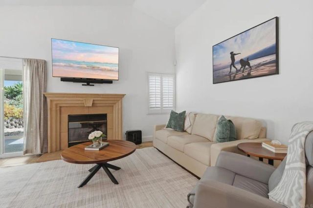 1701 Crystal Ridge Way, Vista, CA 92081