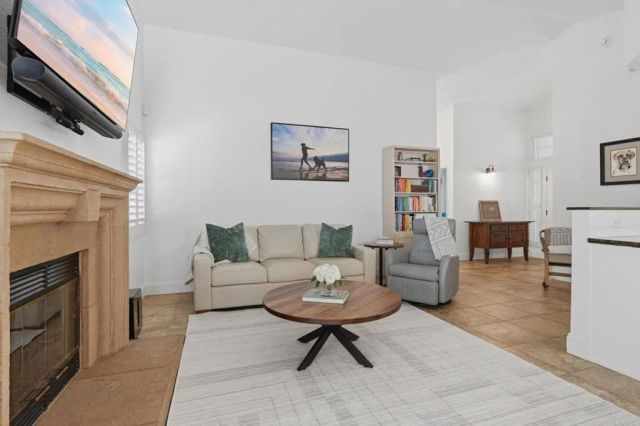 1701 Crystal Ridge Way, Vista, CA 92081