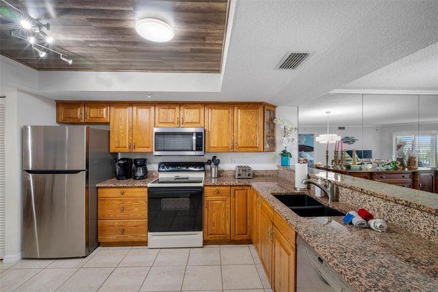 18400 GULF BOULEVARD 1301, Indian Shores, FL 33785