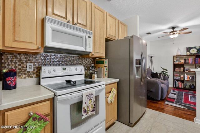 785 OAKLEAF PLANTATION Parkway 1412, Orange Park, FL 32065