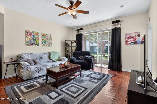 785 OAKLEAF PLANTATION Parkway 1412, Orange Park, FL 32065