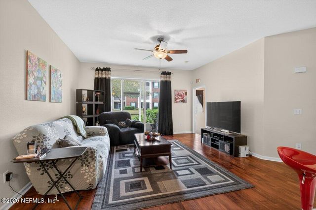 785 OAKLEAF PLANTATION Parkway 1412, Orange Park, FL 32065