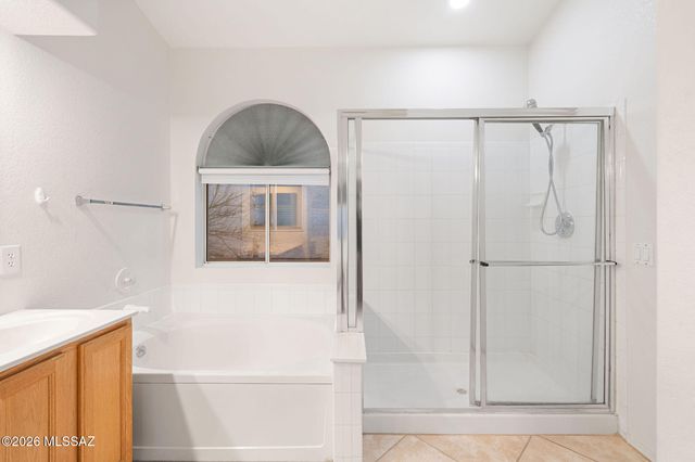 5540 N Weeping Rock Drive, Tucson, AZ 85750