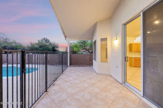 5540 N Weeping Rock Drive, Tucson, AZ 85750
