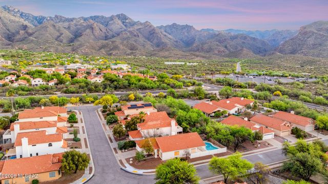 5540 N Weeping Rock Drive, Tucson, AZ 85750