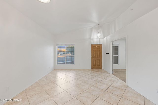 5540 N Weeping Rock Drive, Tucson, AZ 85750