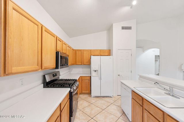 5540 N Weeping Rock Drive, Tucson, AZ 85750