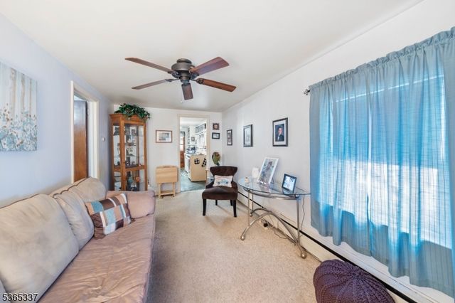 305 W Clay Ave, Roselle Park Boro, NJ 07204