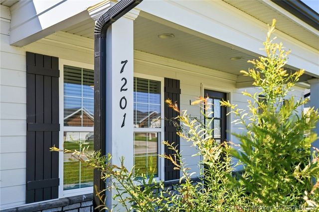 7201 Sunnybrook, Charlestown, IN 47111