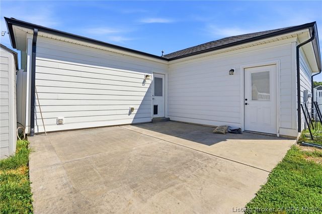 7201 Sunnybrook, Charlestown, IN 47111