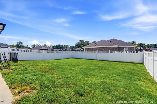 7201 Sunnybrook, Charlestown, IN 47111