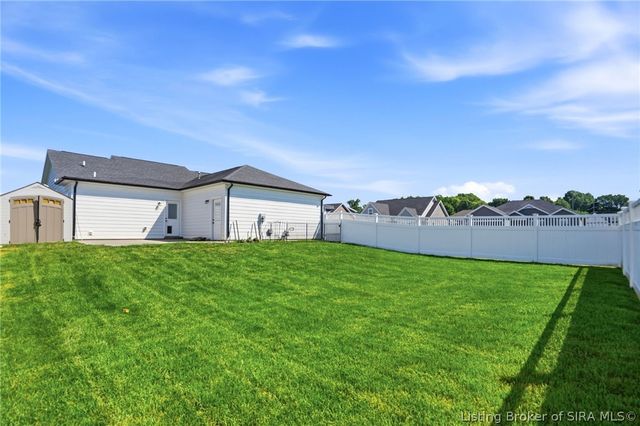 7201 Sunnybrook, Charlestown, IN 47111