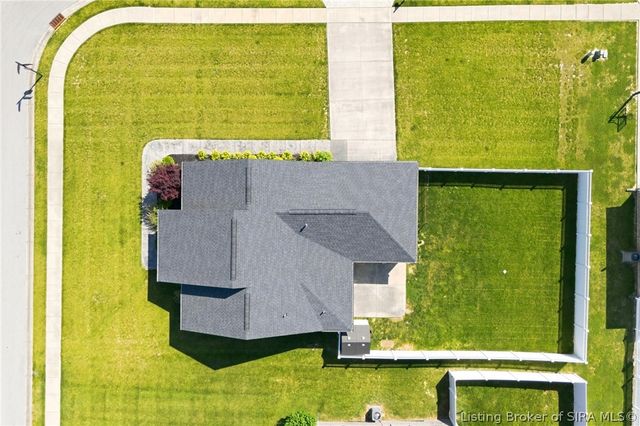 7201 Sunnybrook, Charlestown, IN 47111