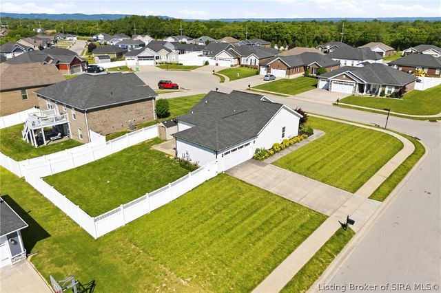 7201 Sunnybrook, Charlestown, IN 47111