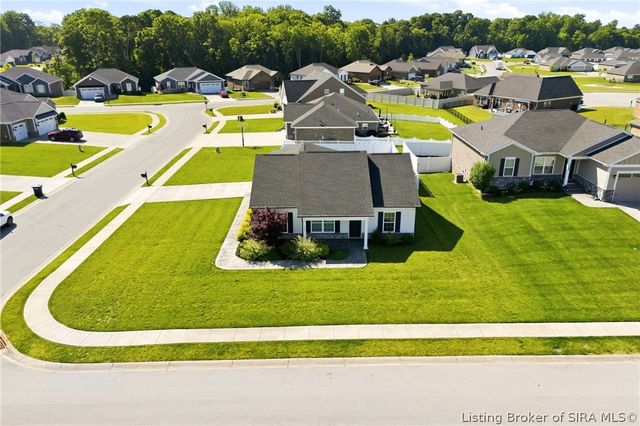 7201 Sunnybrook, Charlestown, IN 47111