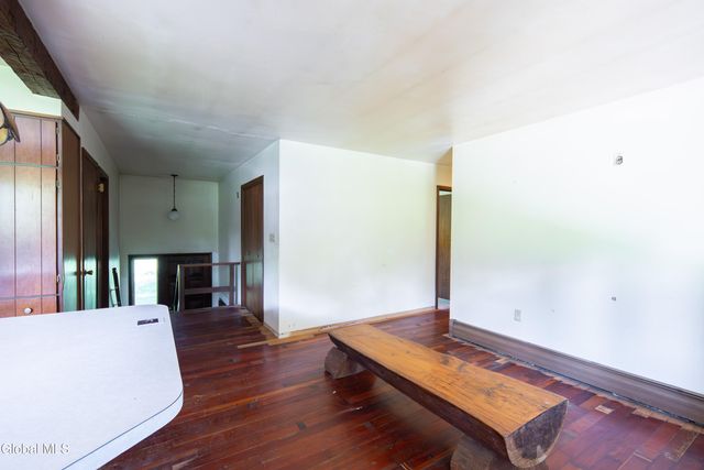 40 Rutkiewicz Road, Coeymans, NY 12143