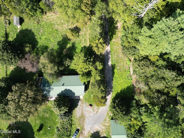 40 Rutkiewicz Road, Coeymans, NY 12143