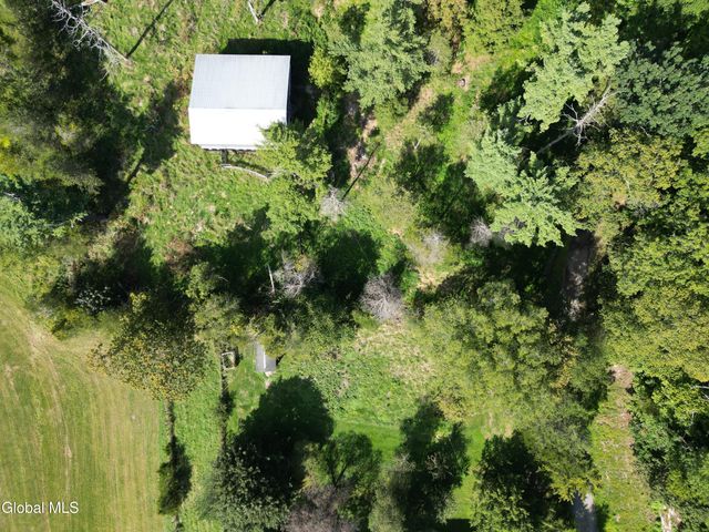 40 Rutkiewicz Road, Coeymans, NY 12143