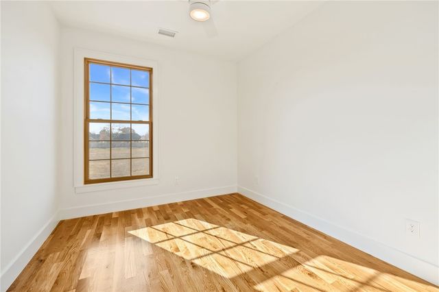 4619 S 47th Street, Rogers, AR 72758