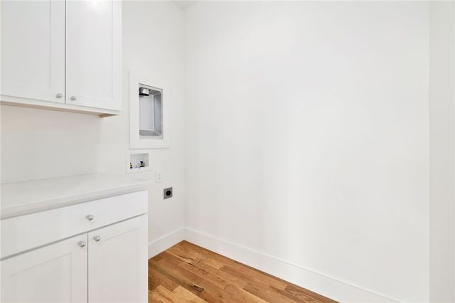 4619 S 47th Street, Rogers, AR 72758