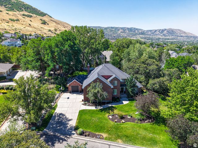 1894 E BEAR CREEK DR, Draper, UT 84020