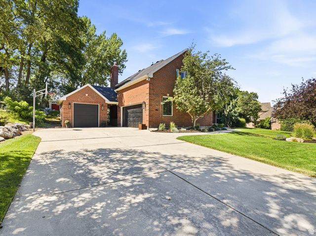 1894 E BEAR CREEK DR, Draper, UT 84020