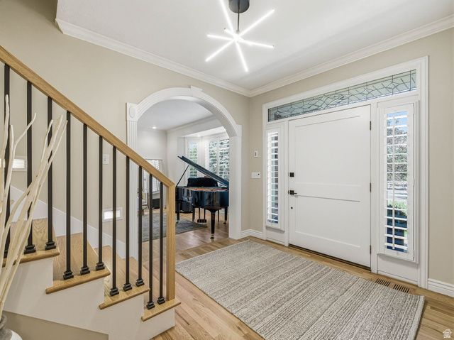 1894 E BEAR CREEK DR, Draper, UT 84020