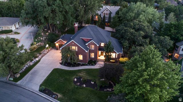1894 E BEAR CREEK DR, Draper, UT 84020