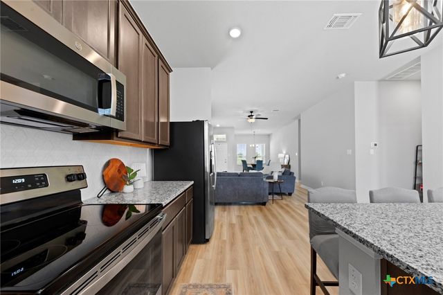 222 Boatright Boulevard, Jarrell, TX 76537