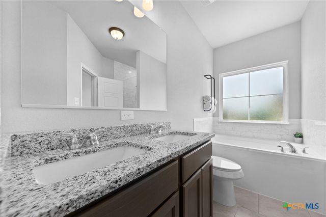 222 Boatright Boulevard, Jarrell, TX 76537