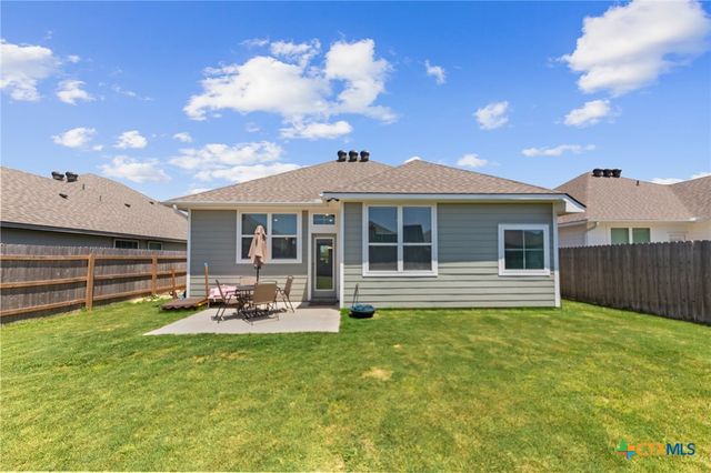 222 Boatright Boulevard, Jarrell, TX 76537