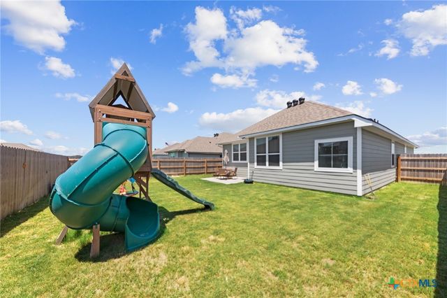 222 Boatright Boulevard, Jarrell, TX 76537