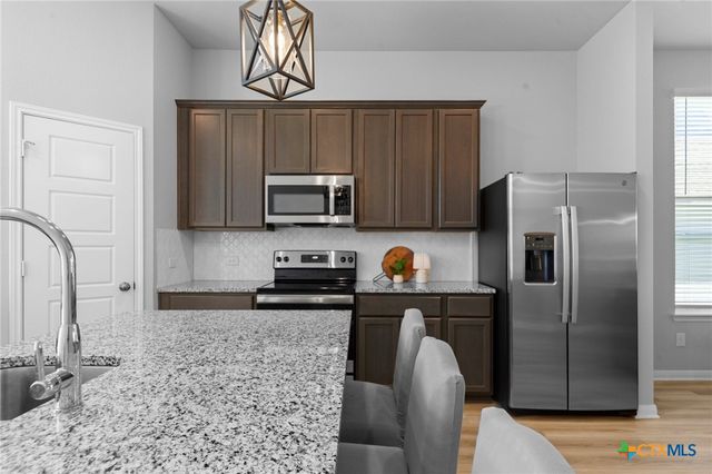 222 Boatright Boulevard, Jarrell, TX 76537