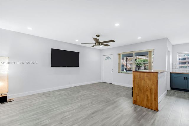 5300 Washington St A137, Hollywood, FL 33021