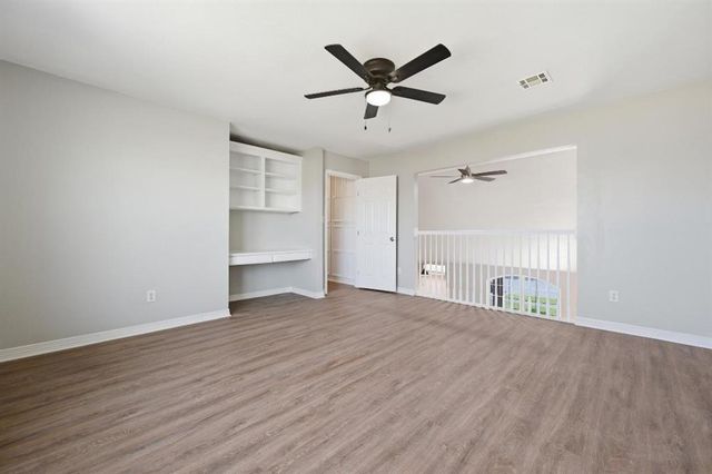 11613 SW 11th Street, Yukon, OK 73099