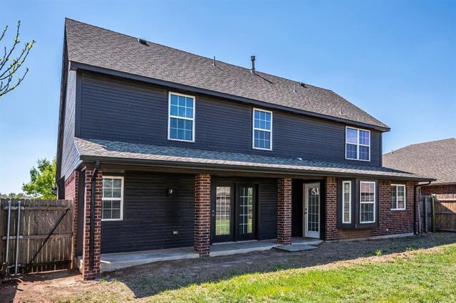 11613 SW 11th Street, Yukon, OK 73099