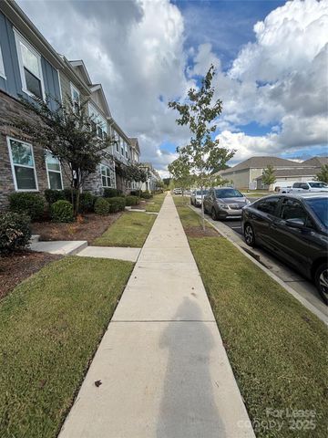 414 Sagecroft Lane, Indian Trail, NC 28079