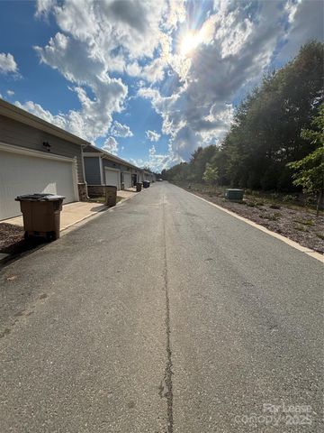 414 Sagecroft Lane, Indian Trail, NC 28079