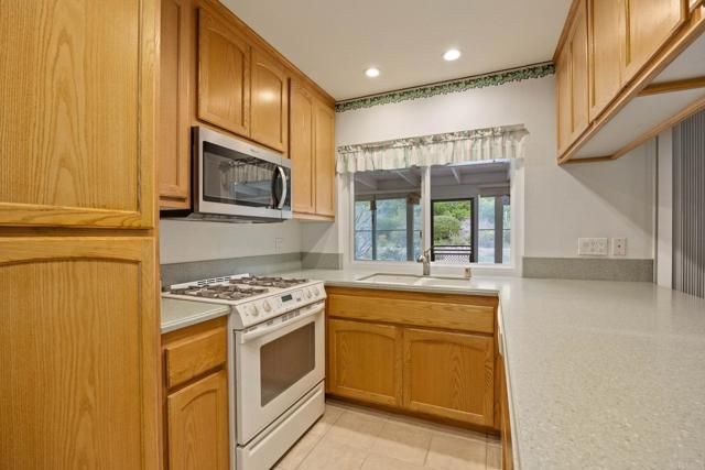 7413 Rowena Street, San Diego, CA 92119