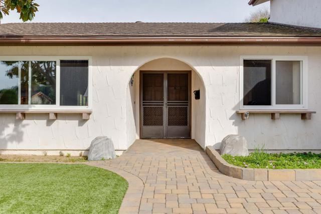 7413 Rowena Street, San Diego, CA 92119