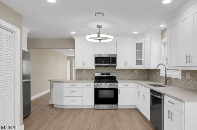 47 Doral Dr, Toms River Township, NJ 08757