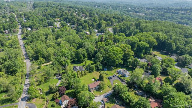 340 Osceola Road, Jefferson Valley, NY 10535