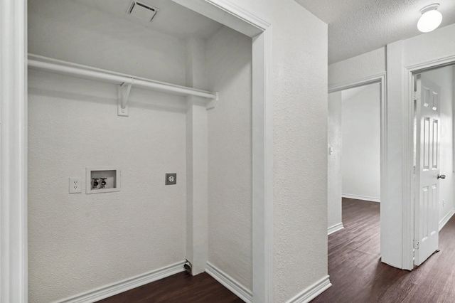 416 S Madison Place, Ponder, TX 76259
