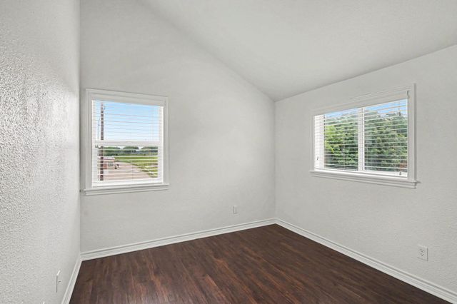 416 S Madison Place, Ponder, TX 76259