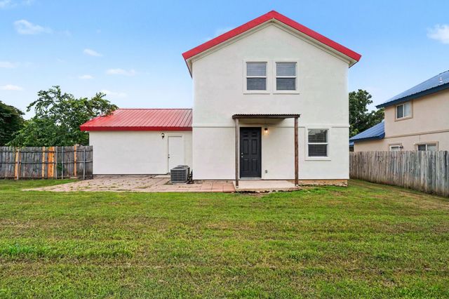 416 S Madison Place, Ponder, TX 76259