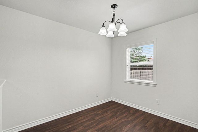 416 S Madison Place, Ponder, TX 76259