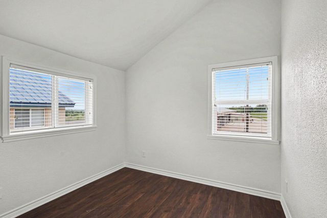 416 S Madison Place, Ponder, TX 76259